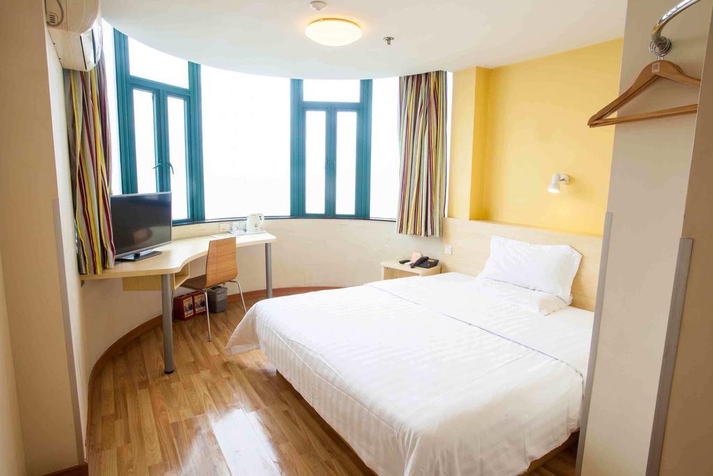 7Days Inn Luoyang Nanchang Road Wangfujing Exterior photo