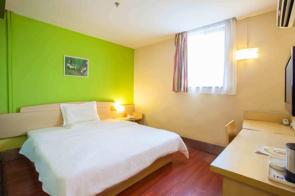 7Days Inn Luoyang Nanchang Road Wangfujing Room photo